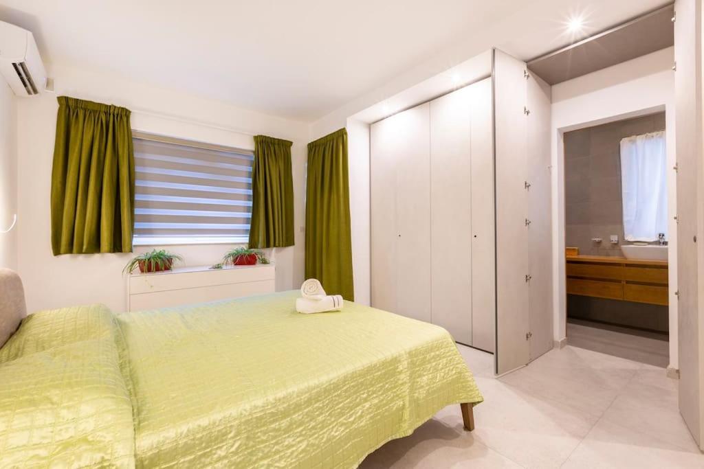 Ngh12 - Lovely And Spacious 2 Bedroom Apartment Naxxar Екстер'єр фото